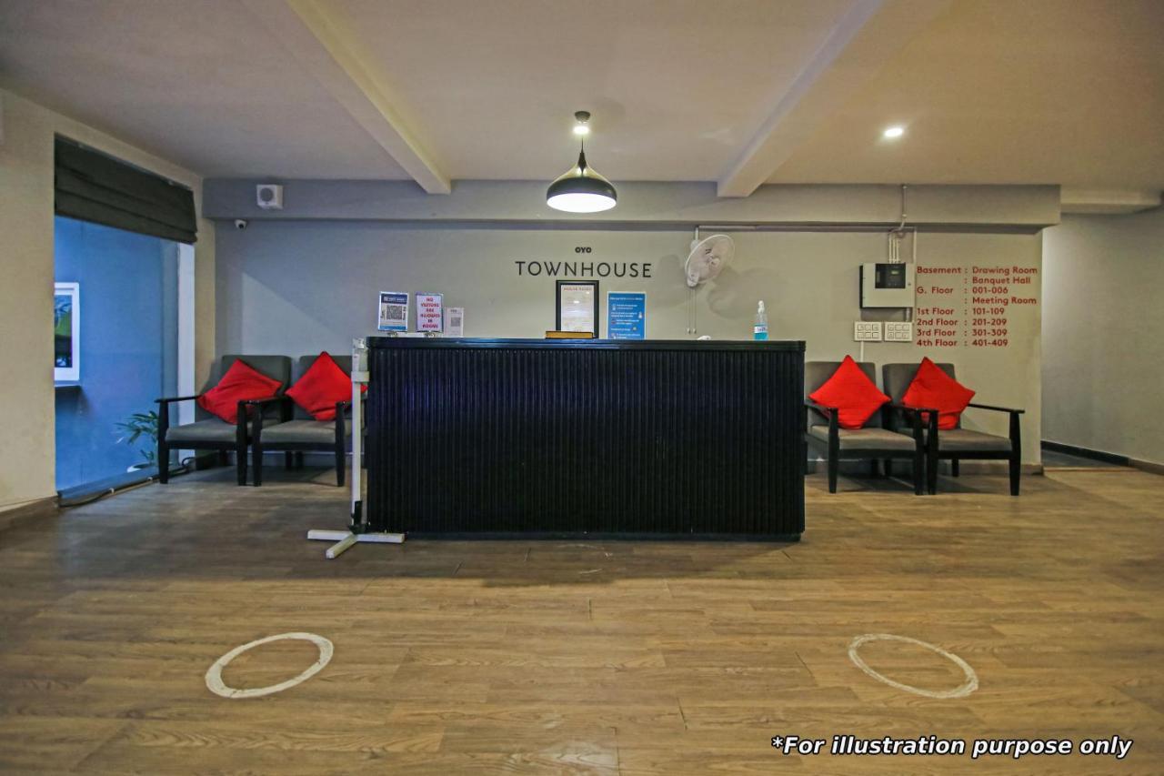 Hotel Navjivan Himatnagar ภายนอก รูปภาพ