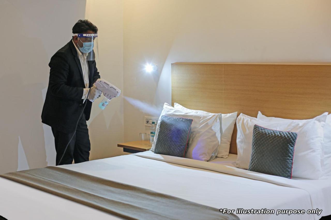 Hotel Navjivan Himatnagar ภายนอก รูปภาพ