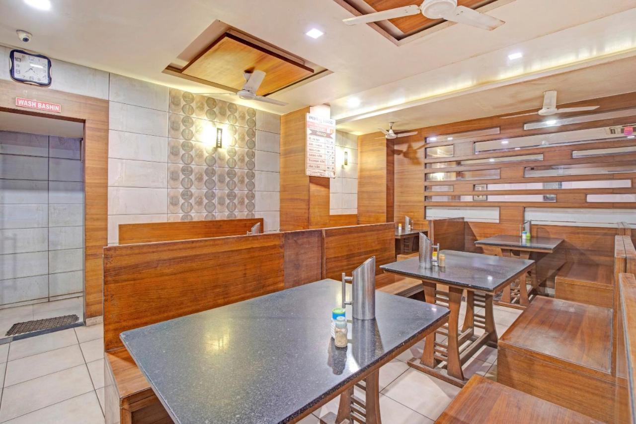 Hotel Navjivan Himatnagar ภายนอก รูปภาพ