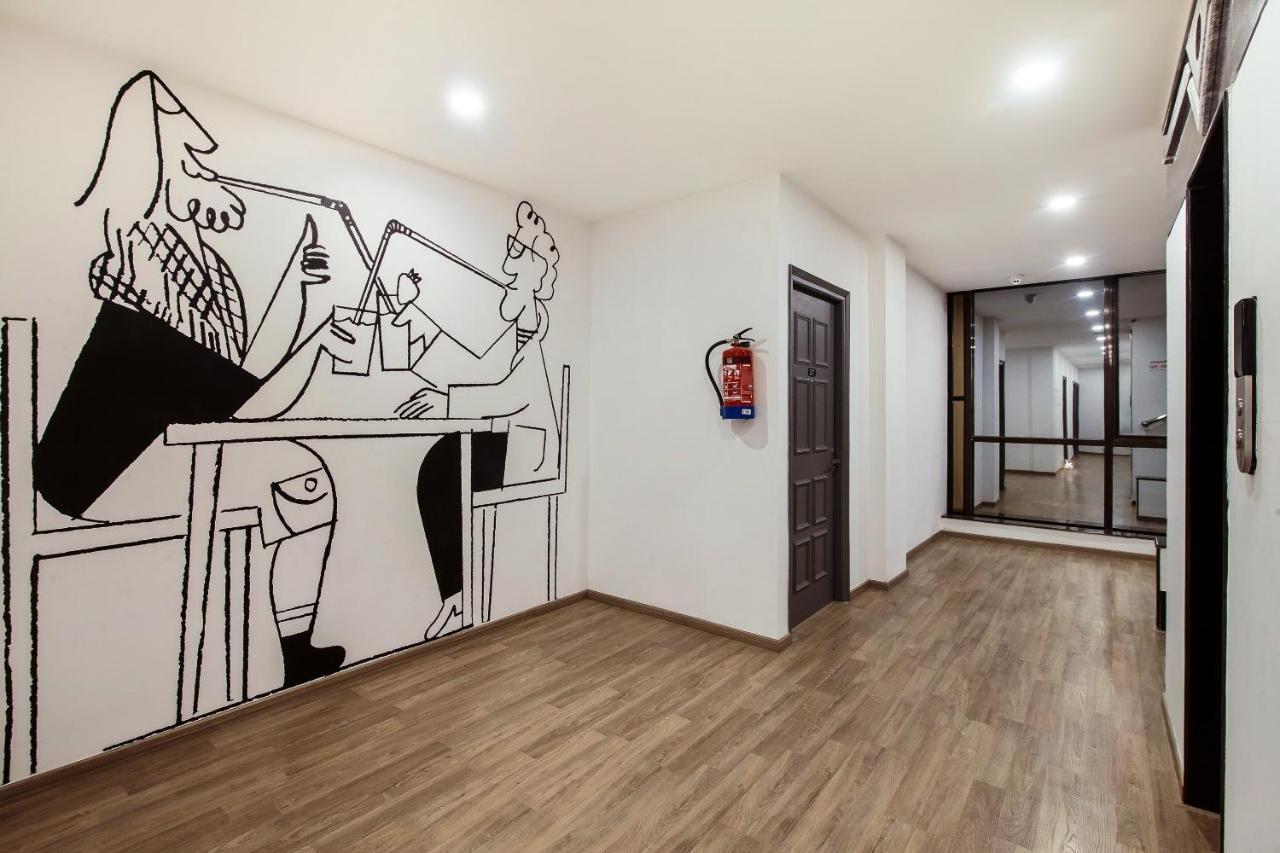 Hotel Navjivan Himatnagar ภายนอก รูปภาพ