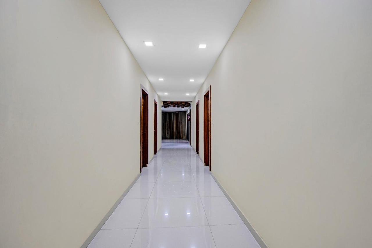 Hotel Navjivan Himatnagar ภายนอก รูปภาพ